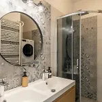 Apartment Modern With Balcony And Free Parking Debrecen