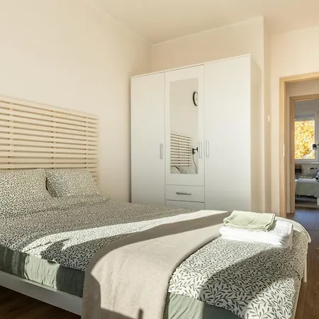 Modern With Balcony And Free Parking Apartment Debrecen